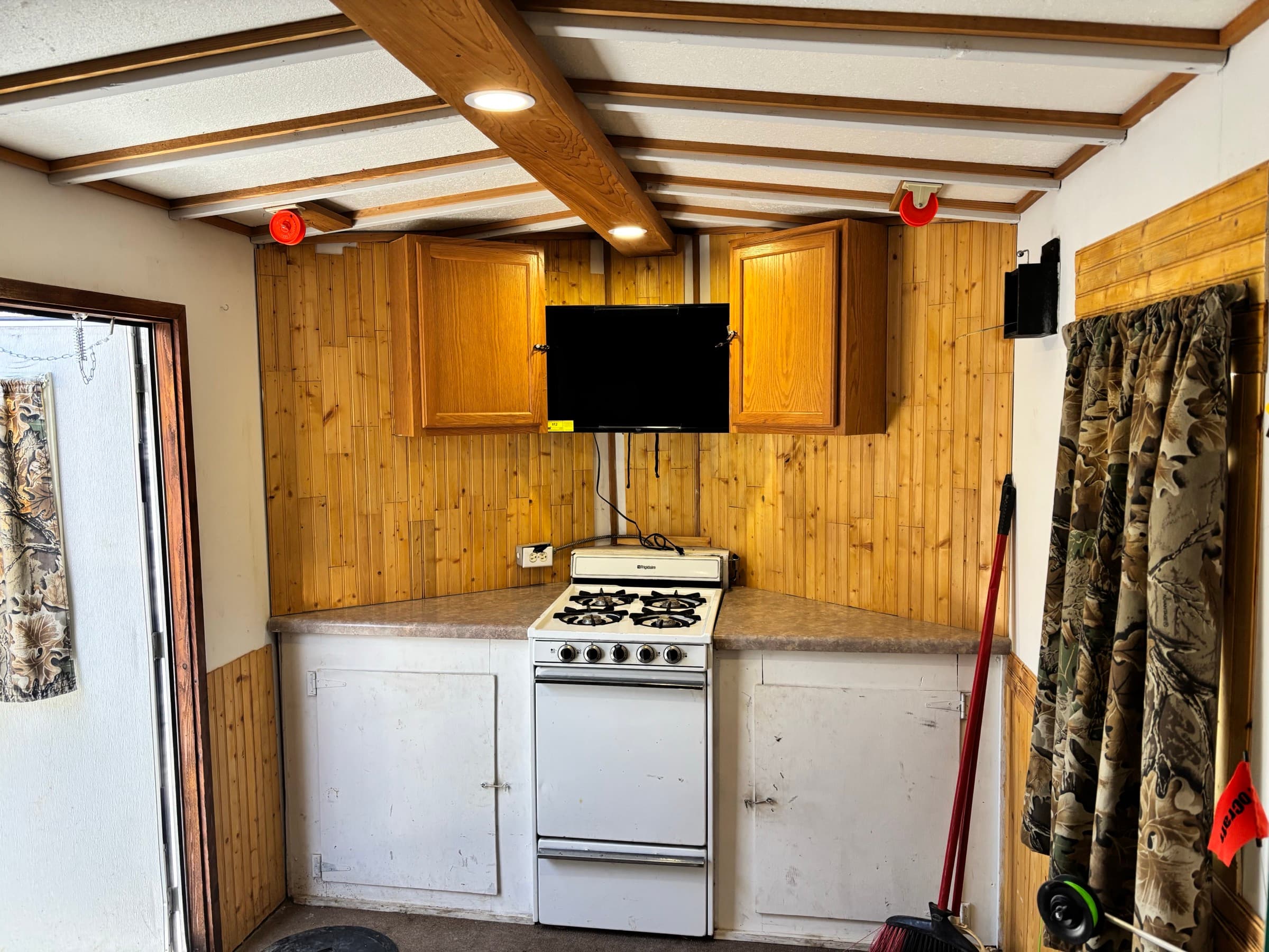 Day Shack 1 — photo 13